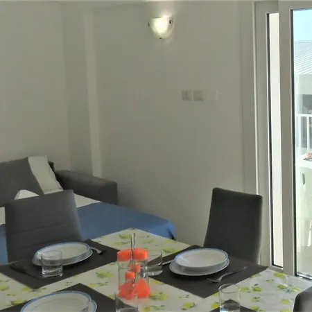 Oanis - * Marina di Ragusa